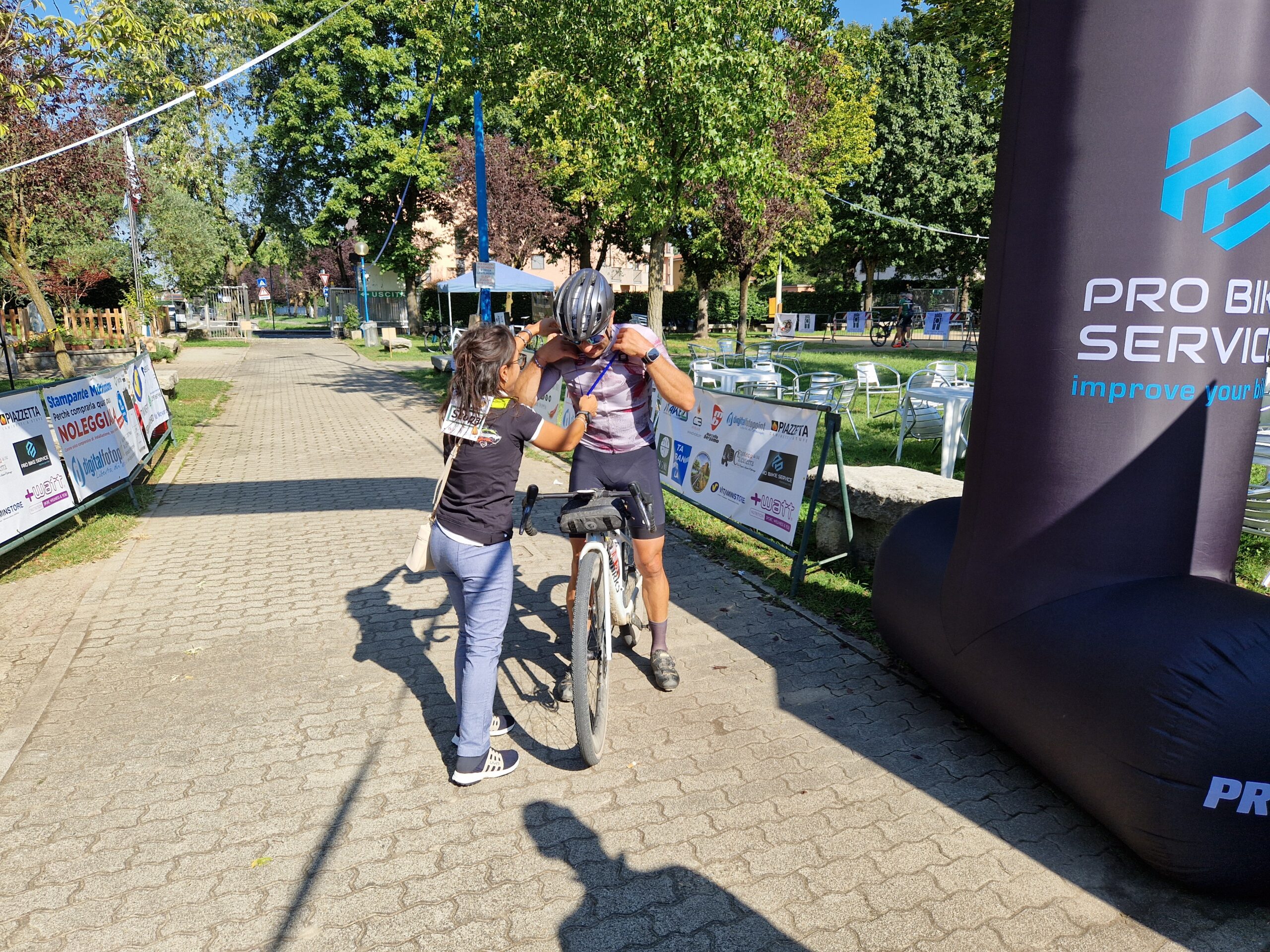 Sportivi durante un'attività all'aperto